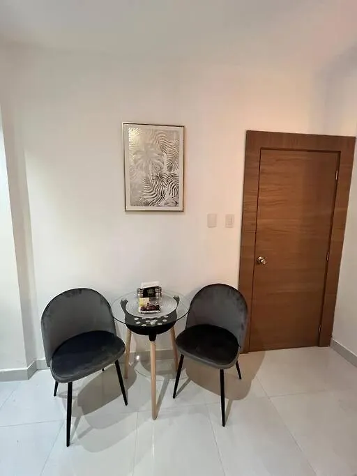 Novapark Ilanes Apartment Guayaquil
