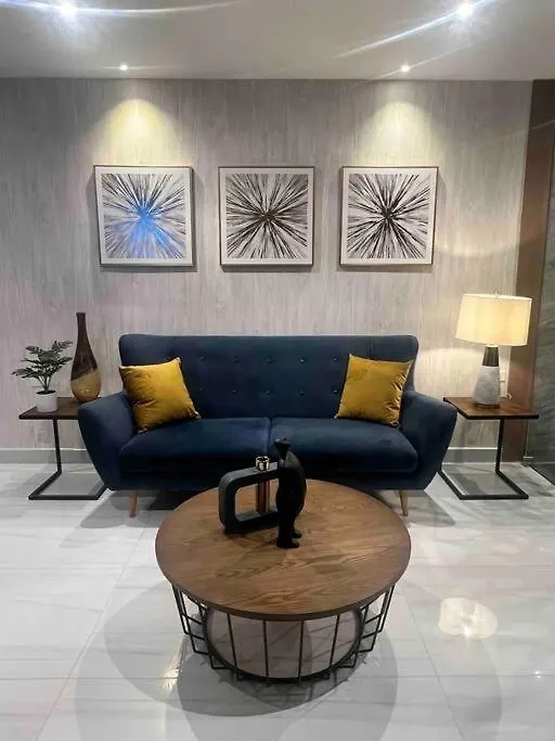 Novapark Ilanes Apartment Guayaquil